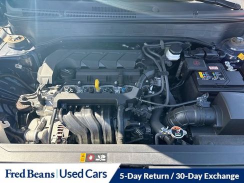 Used 2023 Hyundai Venue Limited w/ Cargo Package FWD image 33