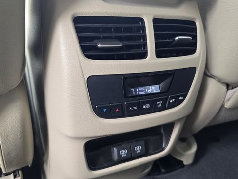 Used 2018 Acura MDX SH-AWD w/ Technology Package image 13