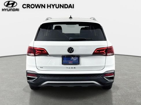 Used 2022 Volkswagen Taos SE FWD image 7