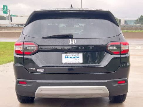 Certified 2025 Honda Pilot EX-L image 6