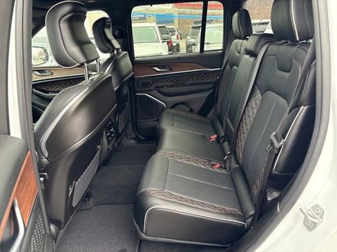 Used 2023 Jeep Grand Cherokee Summit w/ Luxury Tech Group V image 24