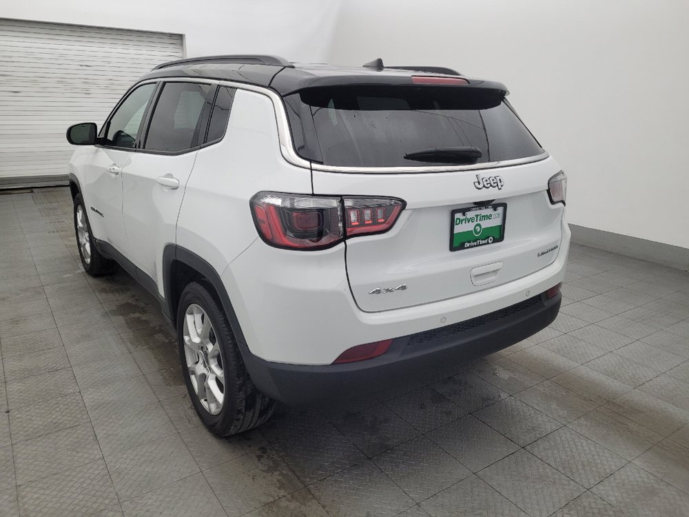 Used 2025 Jeep Compass Limited AWD/4WD image 5