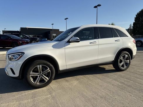 Certified 2022 Mercedes-Benz GLC 300 4MATIC image 2