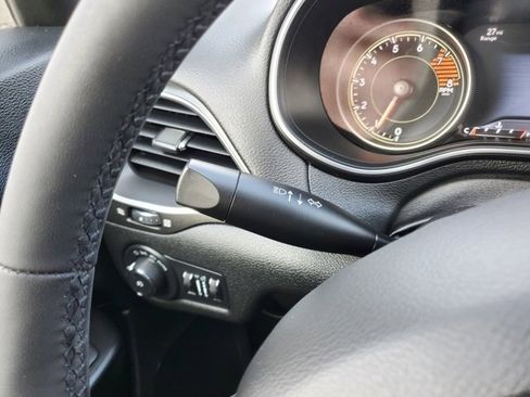 Certified 2022 Jeep Cherokee Trailhawk image 14