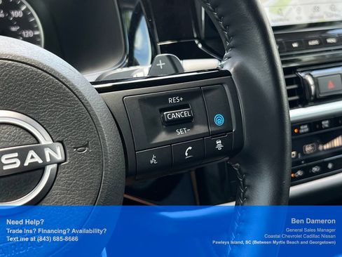 Certified 2025 Nissan Pathfinder SL FWD image 32
