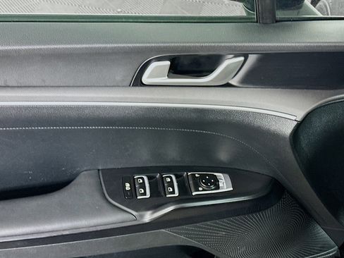 Used 2025 Kia K5 LXS image 15