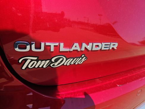 Used 2024 Mitsubishi Outlander SE AWD/4WD image 24
