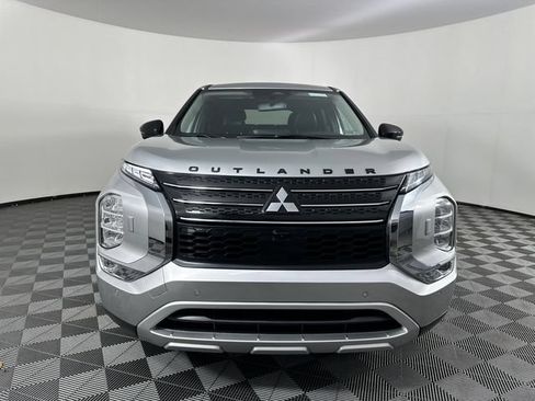 Used 2022 Mitsubishi Outlander SE AWD/4WD image 26
