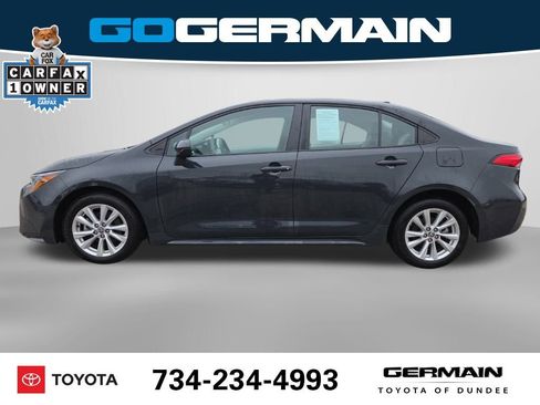 Used 2024 Toyota Corolla LE w/ LE Convenience Package image 11
