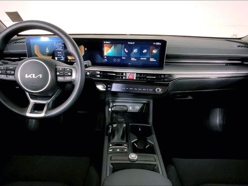 Certified 2025 Kia K5 LXS FWD image 15