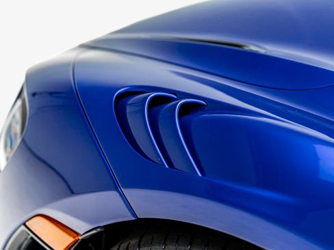 Used 2024 McLaren 750S Spider RWD image 31