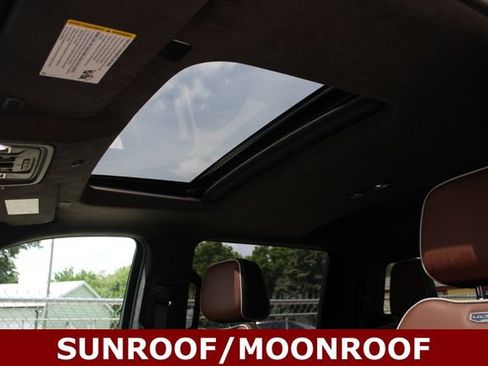 Used 2025 GMC Sierra 3500 Denali Ultimate AWD/4WD image 8