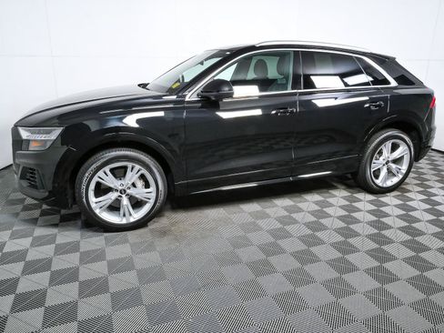 Used 2023 Audi Q8 Premium w/ Convenience Package AWD/4WD image 32