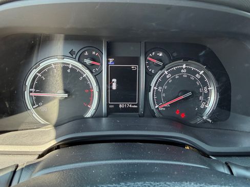 Used 2020 Toyota 4Runner TRD Off-Road AWD/4WD image 13