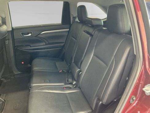 Used 2017 Toyota Highlander Limited AWD/4WD image 13