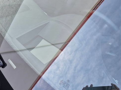 Used 2011 BMW ALPINA B7 w/ Driver Assistance Pkg image 20