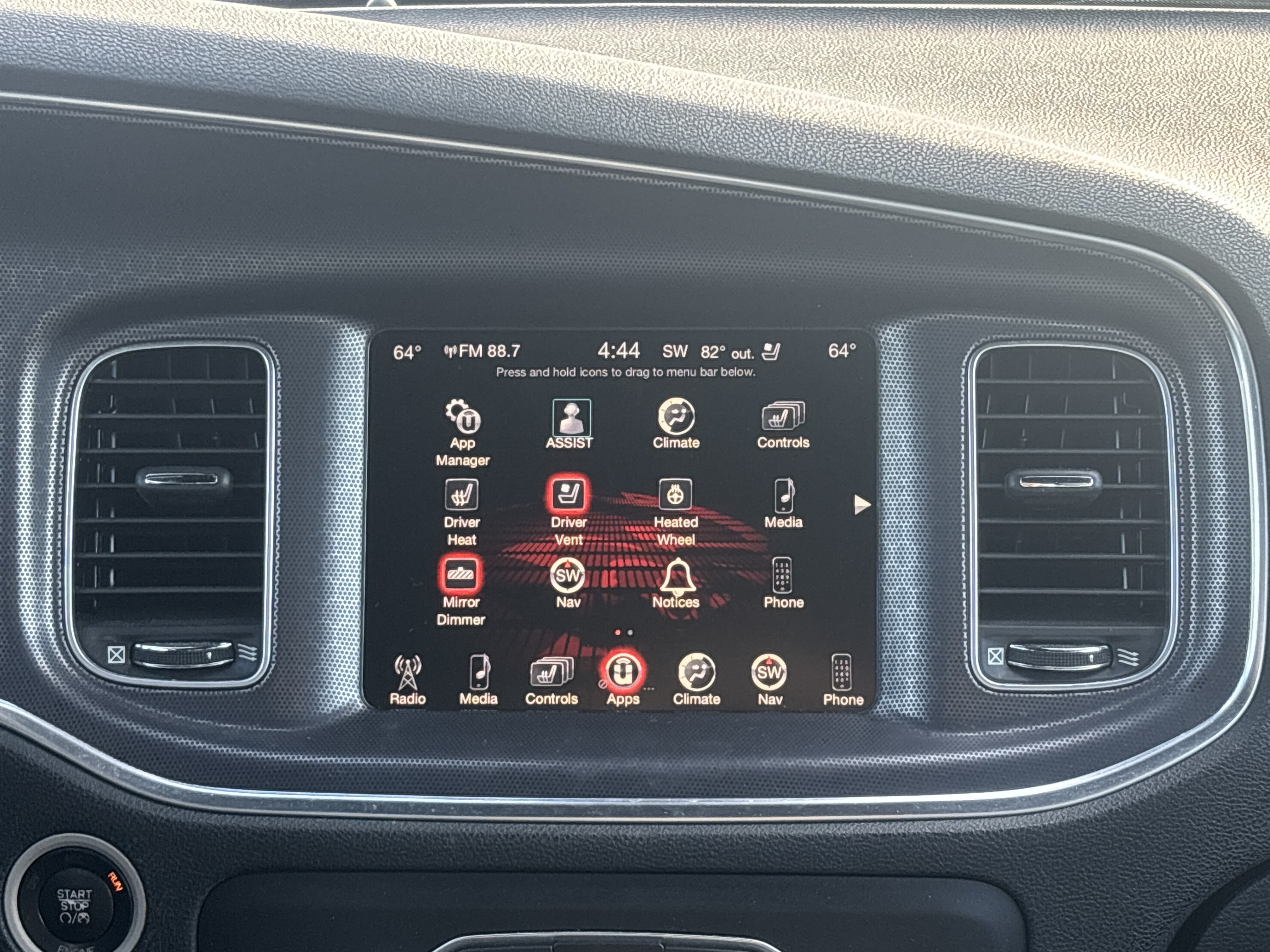 Used 2016 Dodge Charger SXT w/ AWD Premium Group image 9