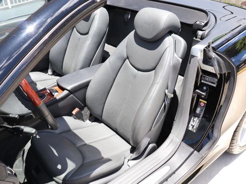 Used 2005 Mercedes-Benz SL 600 image 17