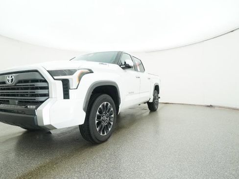 New 2026 Toyota Tundra Limited AWD/4WD image 19