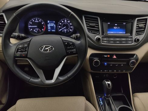 Used 2016 Hyundai Tucson Sport image 22