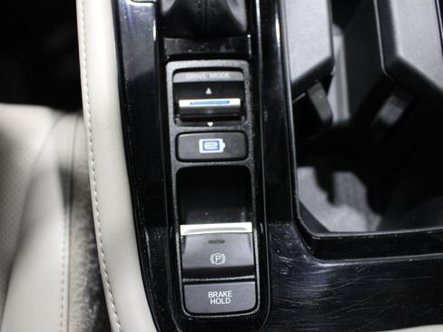 Used 2024 Honda Accord Touring image 22