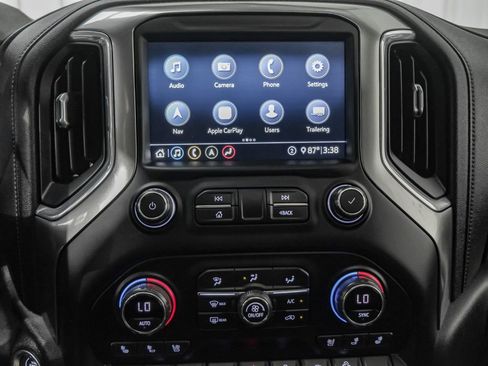 Used 2020 Chevrolet Silverado 2500 LTZ w/ LTZ Plus Package image 28