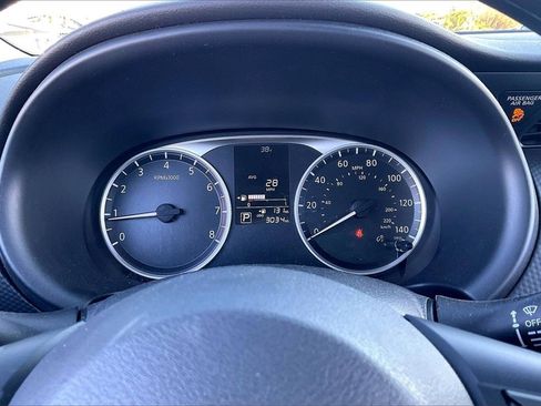 Used 2025 Nissan Kicks Play S image 19