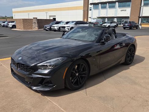 Used 2025 BMW Z4 M40i w/ Premium Package RWD image 10