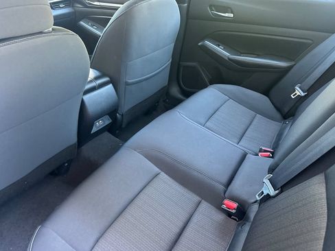 Used 2022 Nissan Altima 2.5 SV AWD/4WD image 12