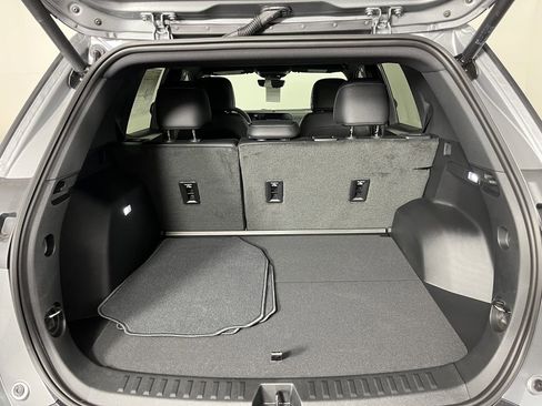 New 2026 Chevrolet Equinox LT w/ Convenience Package II image 17