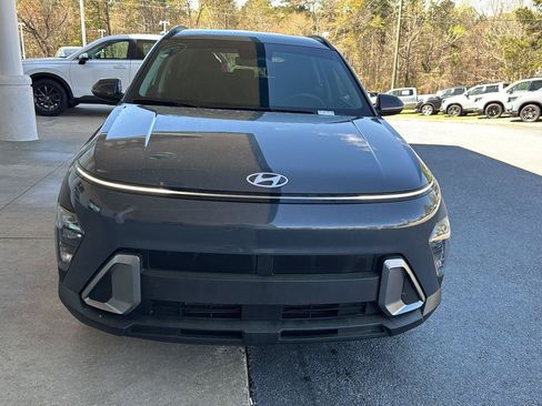 Used 2024 Hyundai Kona SEL w/ Convenience Package FWD image 7