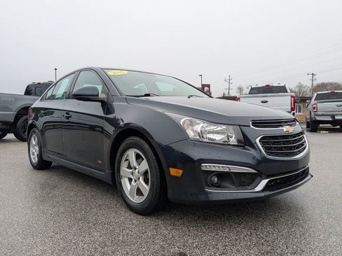 Used 2016 Chevrolet Cruze LT image 8