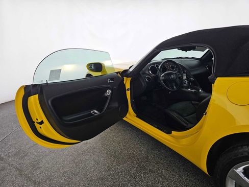 Used 2008 Pontiac Solstice GXP w/ Premium Package image 14