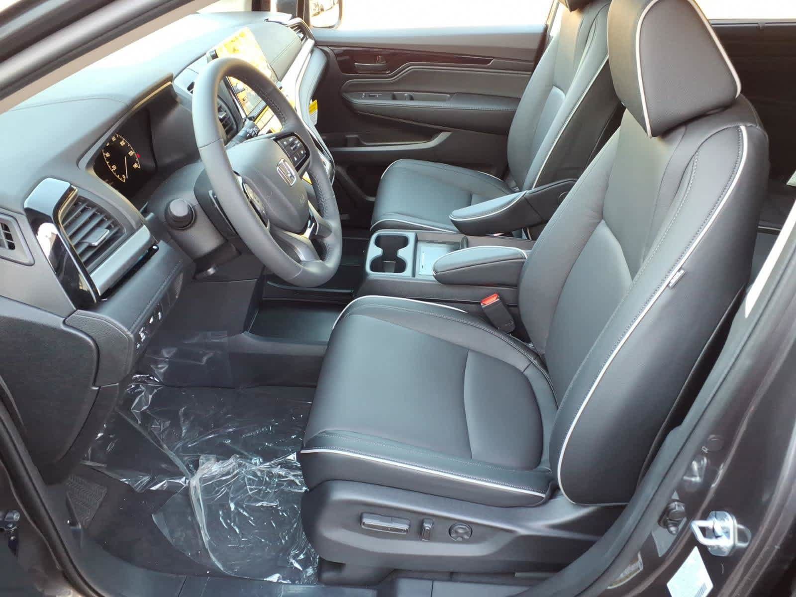 New 2027 Honda Odyssey Touring image 13