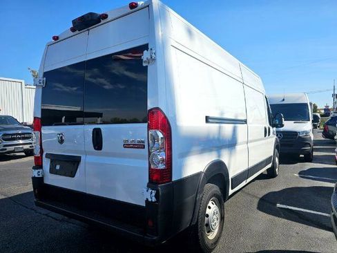 Used 2022 RAM ProMaster 2500 image 5