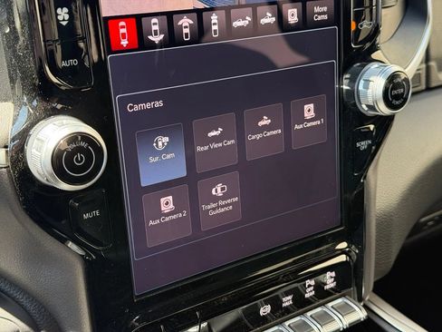 Used 2026 RAM 3500 Big Horn AWD/4WD image 18
