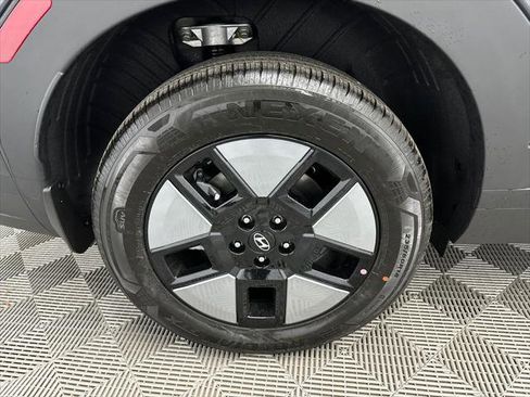 New 2026 Hyundai Santa Fe SE image 18