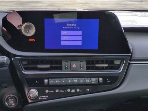 New 2025 Lexus ES 350 w/ Premium Package image 17