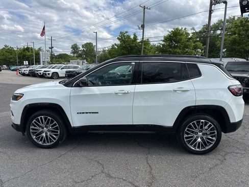 Used 2023 Jeep Compass Limited w/ Elite Group AWD/4WD image 31