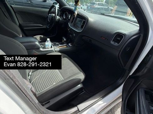 Used 2020 Dodge Charger Scat Pack w/ Dynamics Package RWD image 4
