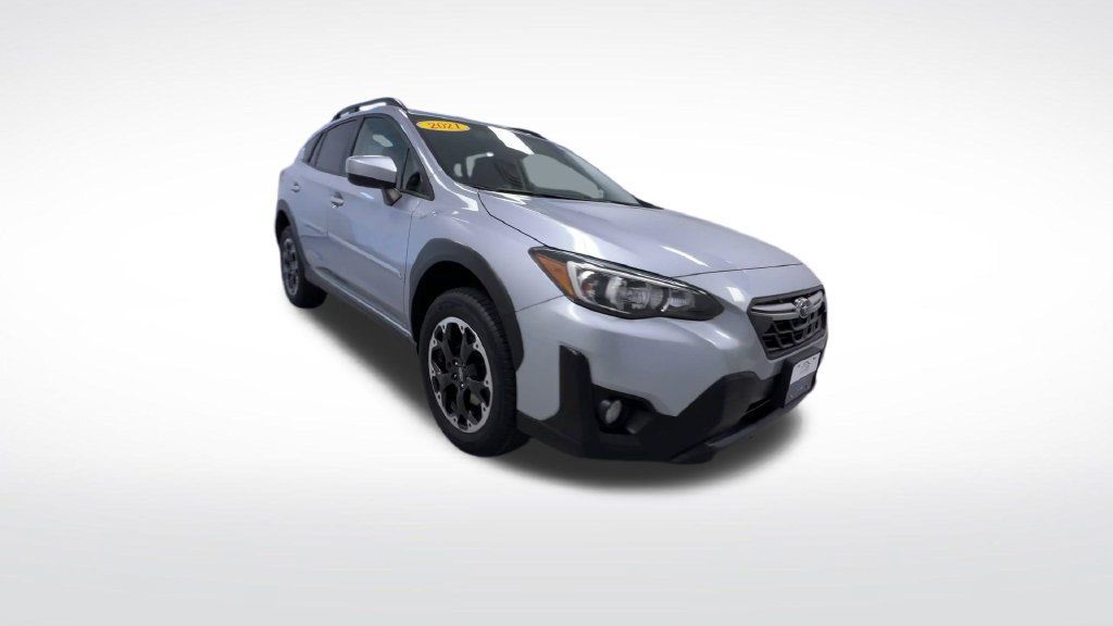 Used 2021 Subaru Crosstrek 2.0i Premium AWD/4WD image 2