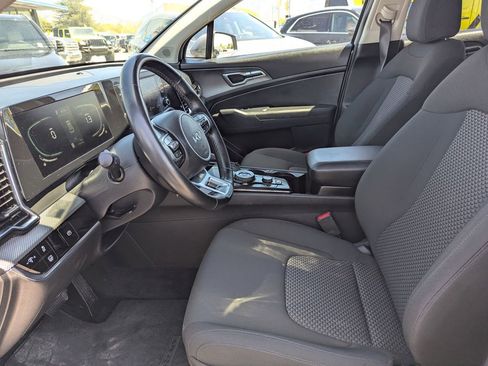 Used 2023 Kia Sportage LX AWD/4WD image 24