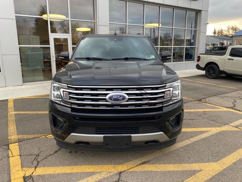 Used 2020 Ford Expedition XLT w/ Equipment Group 202A image 8