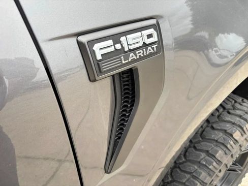 Used 2021 Ford F150 Lariat AWD/4WD image 9