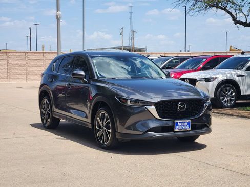 Used 2023 MAZDA CX-5 AWD 2.5 S w/ Premium Plus Pkg image 3