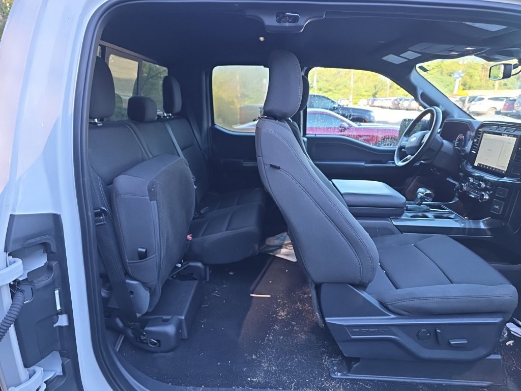 Used 2023 Ford F150 XLT w/ Equipment Group 302A High AWD/4WD image 19