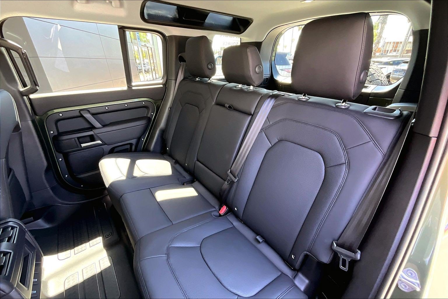 New 2026 Land Rover Defender 110 S AWD/4WD image 10