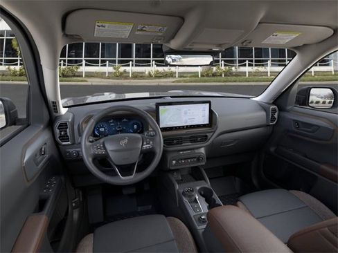 New 2025 Ford Bronco Sport Outer Banks image 9