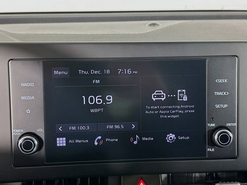 Used 2024 Kia Sportage LX image 19