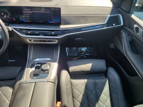Certified 2024 BMW X5 sDrive40i w/ Premium Package RWD image 17